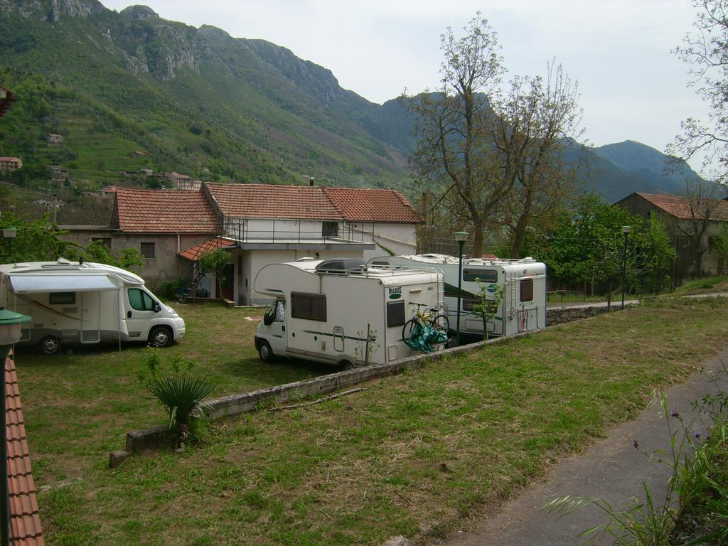 Agriturismo Mare E Monti ตรามอนติ ภายนอก รูปภาพ