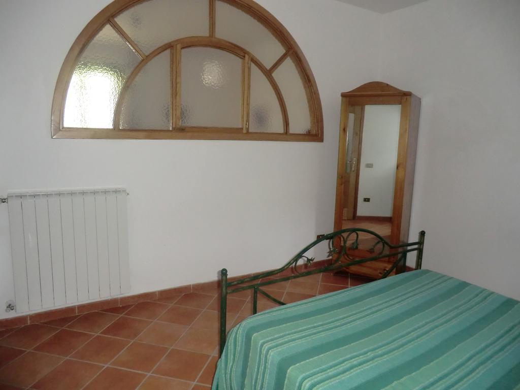 Agriturismo Mare E Monti ตรามอนติ ห้อง รูปภาพ