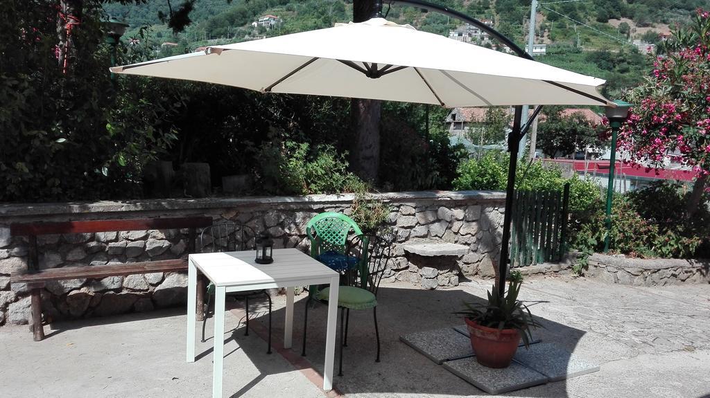 Agriturismo Mare E Monti ตรามอนติ ภายนอก รูปภาพ