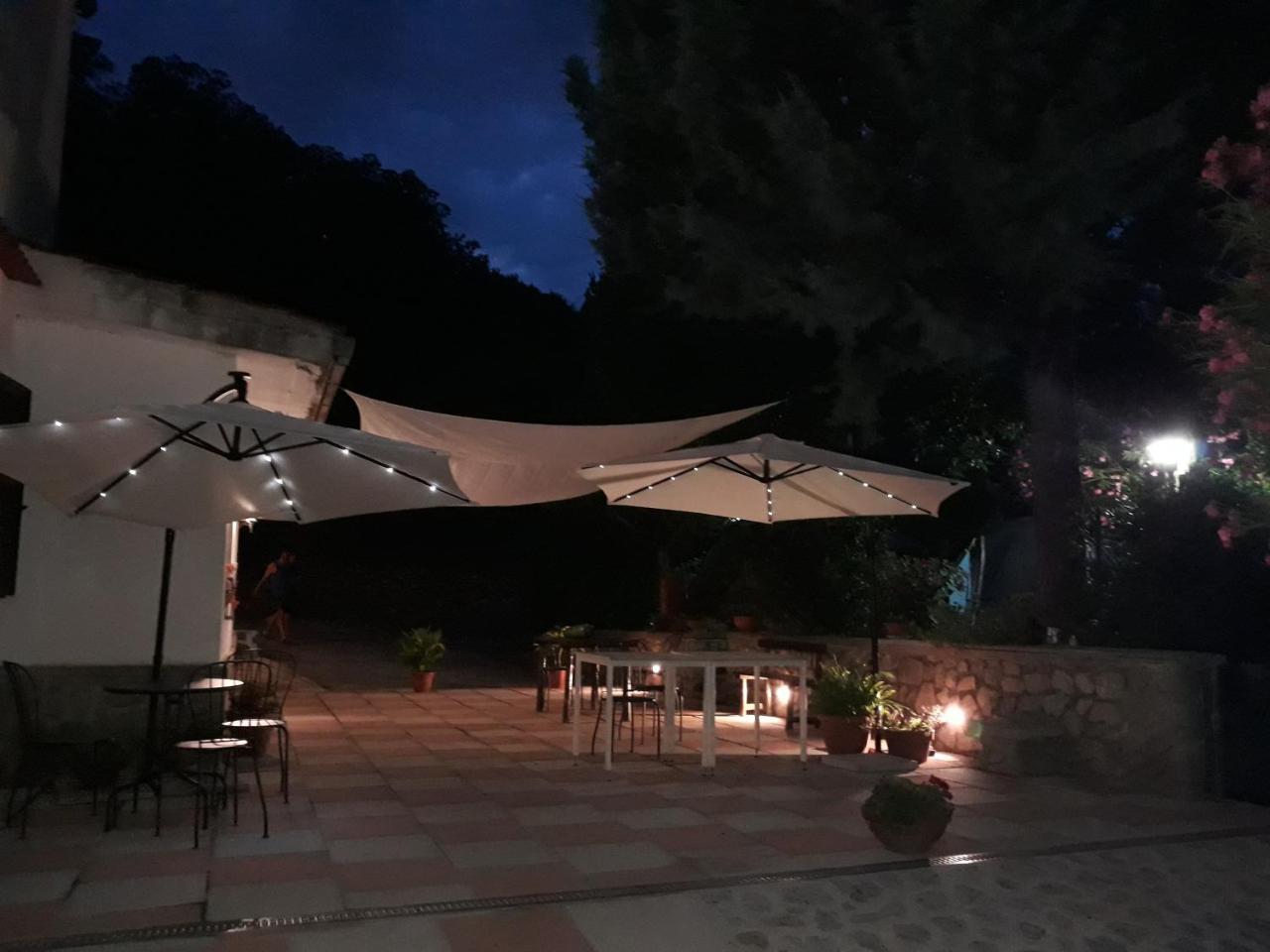 Agriturismo Mare E Monti ตรามอนติ ภายนอก รูปภาพ